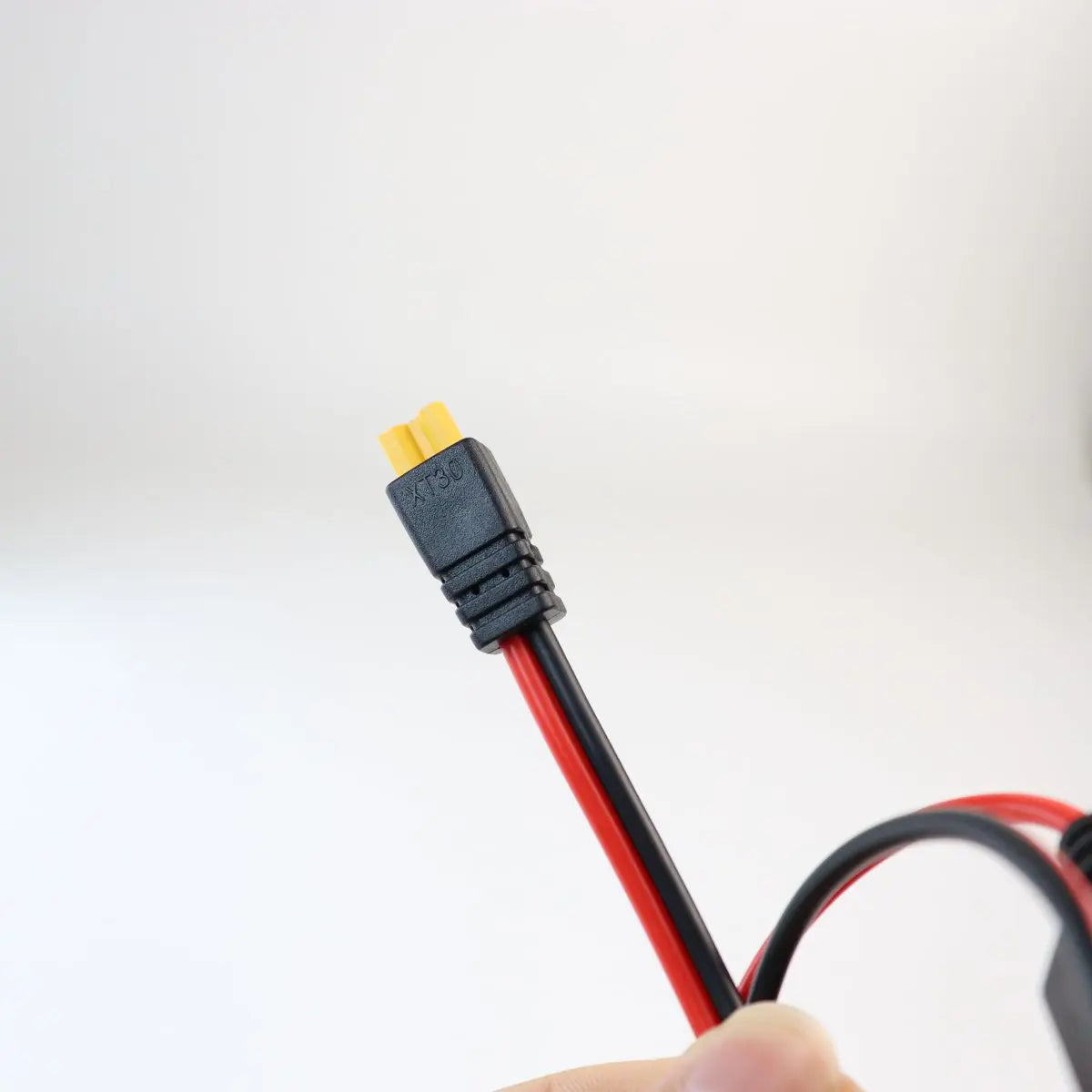 XT30 to XT30 Power Cable - 16AWG, 350mm, with 15A Fuse